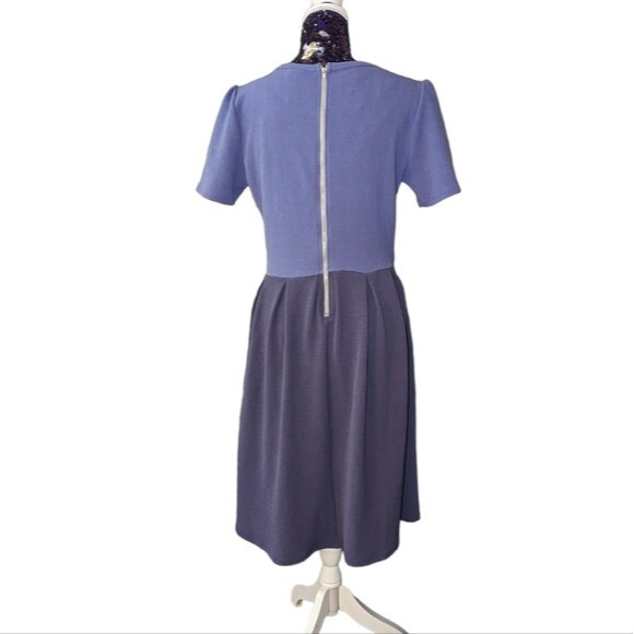 LuLaRoe Size Large NWT Purple Colorblock Amelia Skater Fit Flare Dress POCKETS - Picture 2 of 5